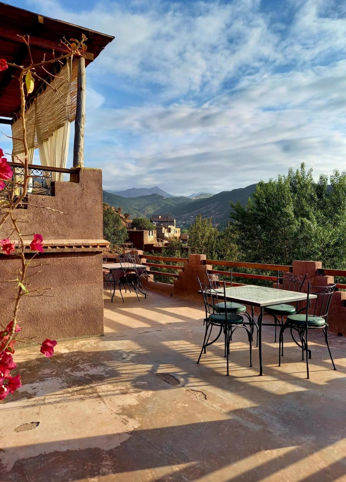Готель Ourika Timalizene Le Jardin Des Delices Tamezindert Екстер'єр фото