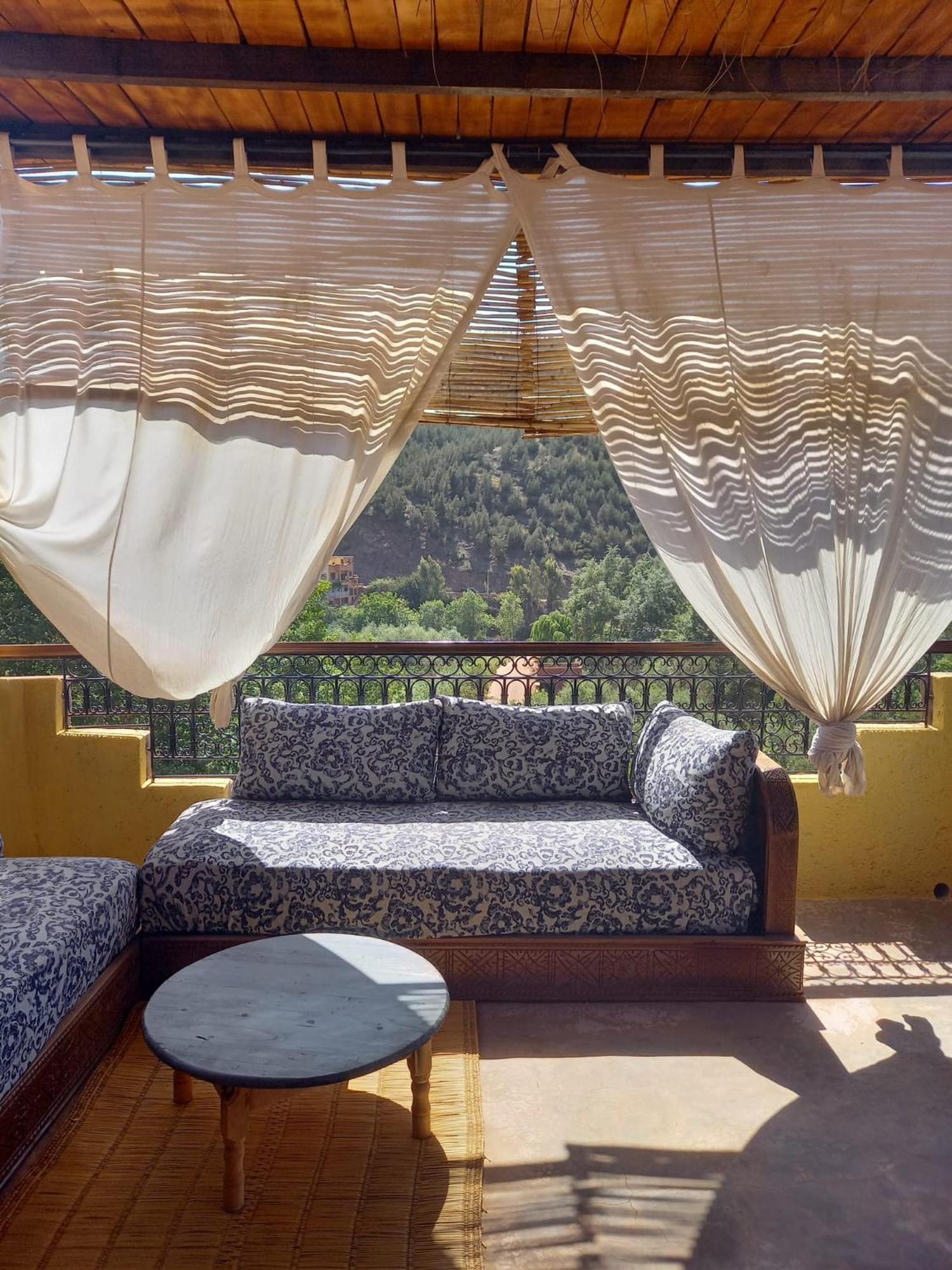 Готель Ourika Timalizene Le Jardin Des Delices Tamezindert Екстер'єр фото